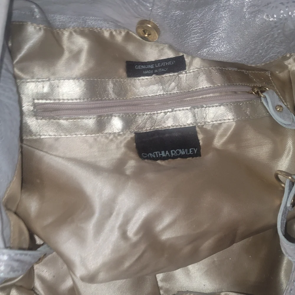Cynthia Rowley White Textured Hobo Bag made in ITALY